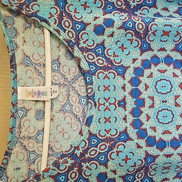 LuLaRoe perfect tee XS - Picture 2 of 4